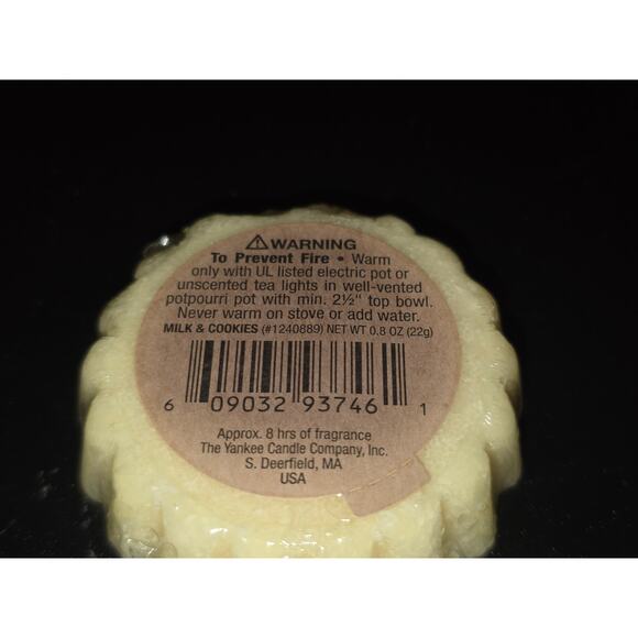 Yankee Candle 2 Pack Milk & Cookies Scented Wax Melt Candles Retired Scent - Picture 2 of 2